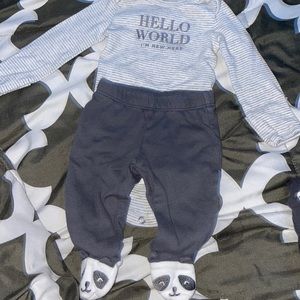 gender neutral outfit